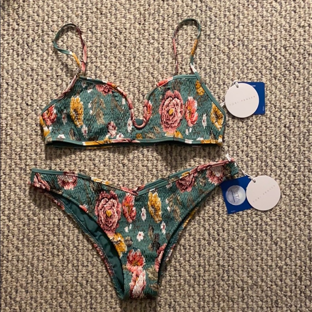 Tori Praver with tags size L bikini